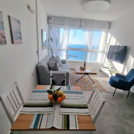Beautiful 2-Bedroom Sea-View Apartment Netanja Zewnętrze zdjęcie